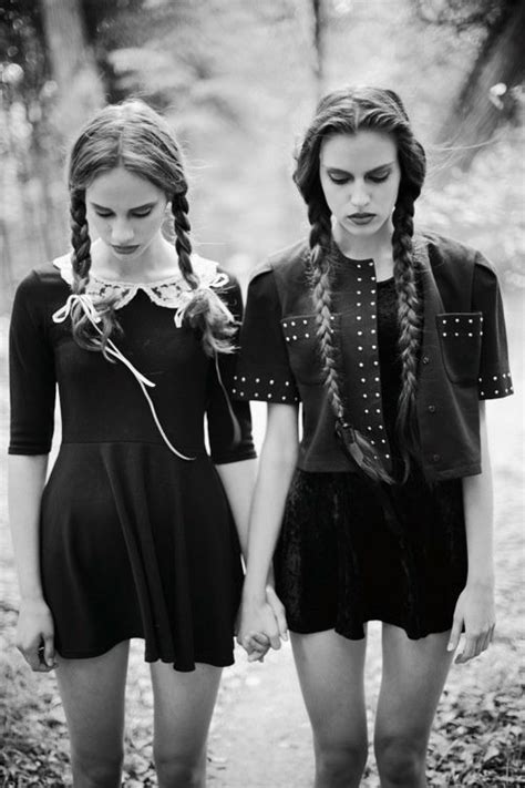 Sisterq Dreamy Photography Fashion Photography Mannequins Embrace Messy Hair Teen Witch