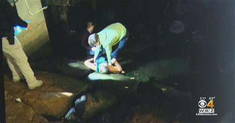 Swampscott Teen Rescues Injured Man From Water Near Td Garden Cbs Boston