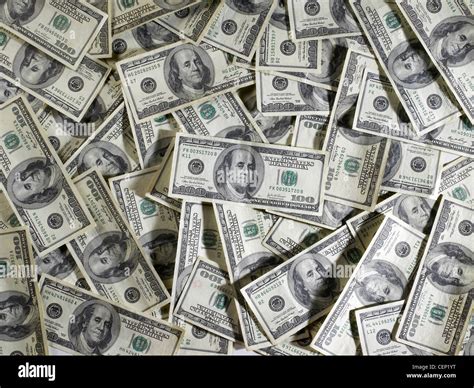 Pile Of 100 Bills Hi Res Stock Photography And Images Alamy