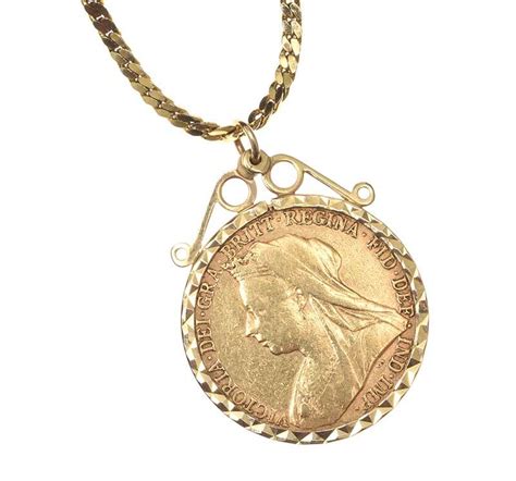Ct Gold Mounted Sovereign With Gold Tone Chain