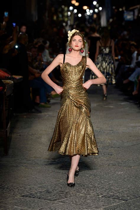 From wikimedia commons, the free media repository. Dolce & Gabbana Present Their Alta Moda Collection in ...