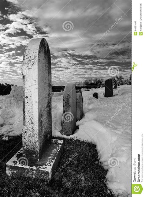 Row Of Tombstones In A Cemetery Stock Image Image Of Tombstone
