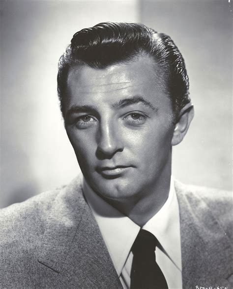 Robert Mitchum Old Hollywood Movies Hollywood Men Hollywood Legends Golden Age Of Hollywood