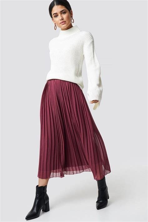 Pleated Long Skirt Burgundy Na Pleated Long Skirt Burgundy