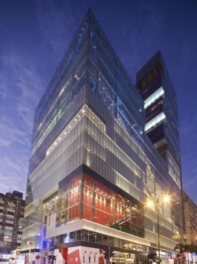 Benoys Hong Kong Isquare Takes Retail To A New Level News Building