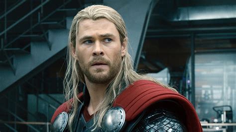 Zjawiskowy Wygląd Chrisa Hemswortha Na Pierwszych Zdjęciach Z Thor