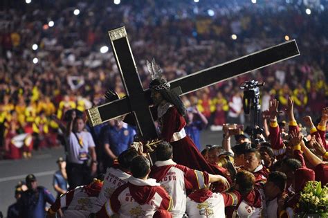 Black Nazarene Thousands Join Annual Statue Parade In Manila Bbc News