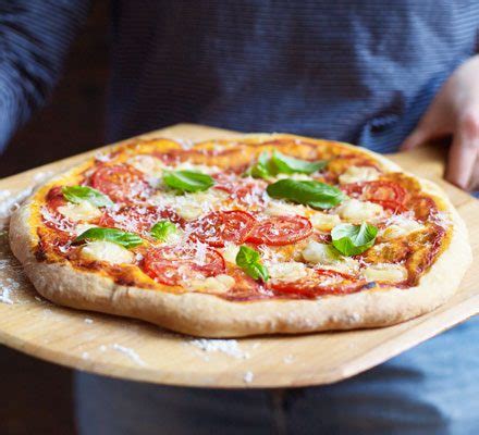 Vegan Pizza Margherita Trendradars