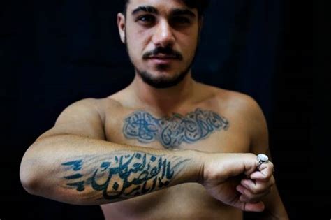 Photos Photo Essay Shiite Muslims Tattoo Themselves As A Show Of