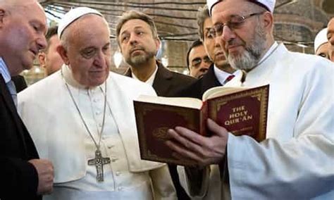 One World Religion Pope Francis Welcomes Top Islamic Cleric To The Vatican