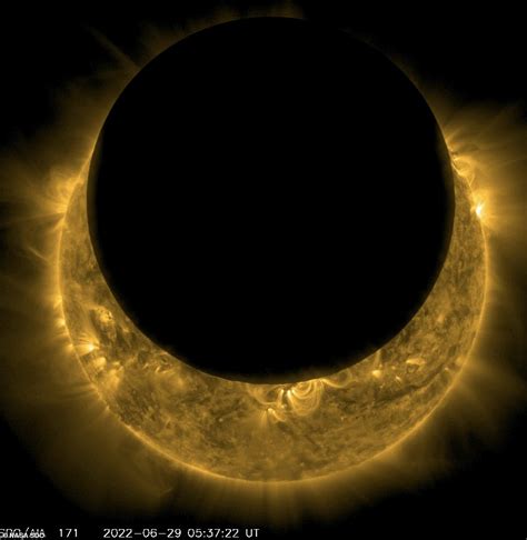 Nasa Probe Snaps An Image Of A Solar Eclipse From Space Big World Tale