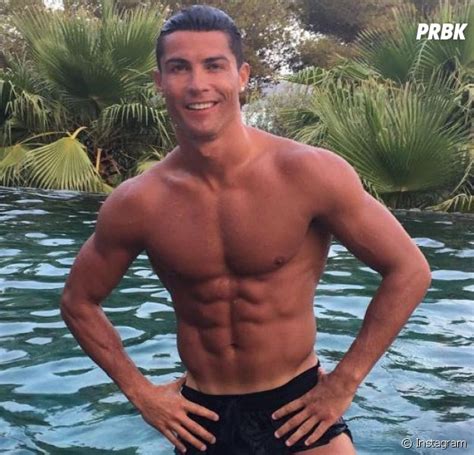 Cristiano Ronaldo 3 000 Abdos Par Jour Cr7 Répond Enfin à La Rumeur Purebreak