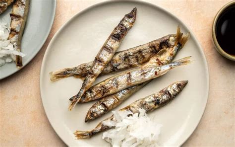 Mengenal Ikan Shisamo Yang Viral Dimakan Cipung Berapa Harganya