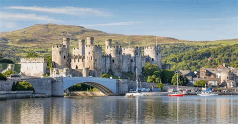 Conwy Castle GIFs Get The Best GIF On GIPHY