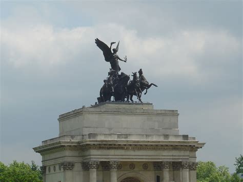 Although often still assumed to be part of hyde park. Hyde Park Monument - London Photo (436395) - Fanpop