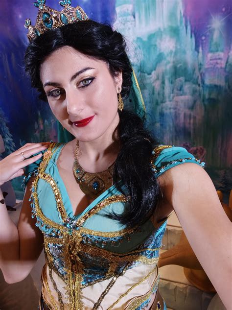 Self Jasmine From Aladdin Live Action Cosplay R Cosplayers
