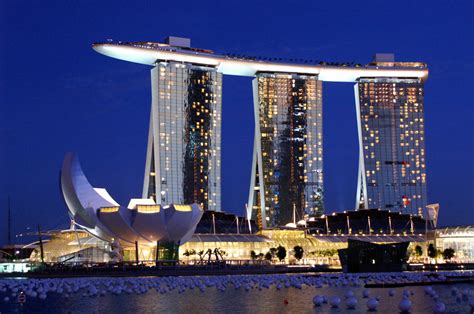 Marina Bay Sands à Singapour La Piscine La Plus Haute Du Monde