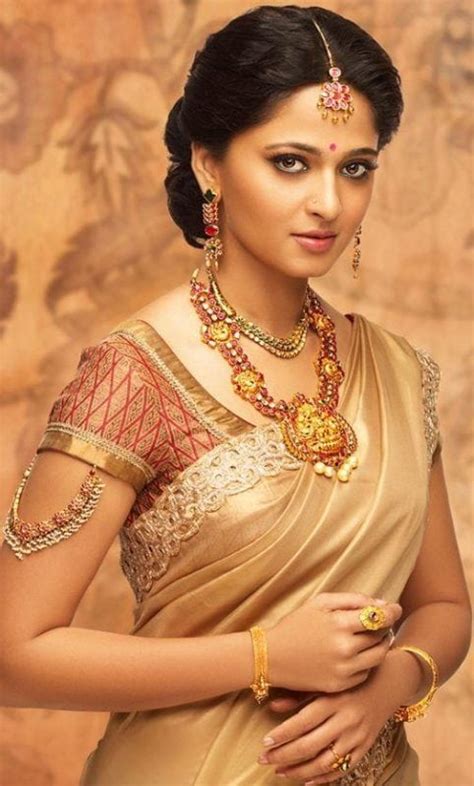 Anushka shetty is an indian film actress. 32 Best Anushka Shetty Sexy Photos Hot Navel Show Latest ...