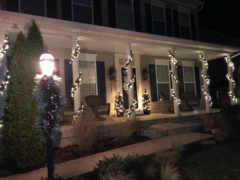 20 Christmas Lights For Porch Columns