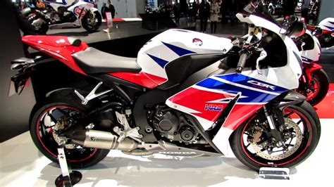 The honda cbr1000rr is one of the sportiest models developed by the japanese manufacturer. 2013 Honda CBR 1000 RR: pics, specs and information ...