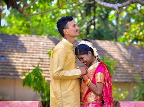 Kerala Muslim Man Marries Off His Hindu Foster Daughter Kozhikode