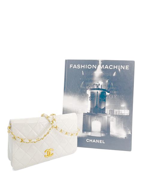 How To Authenticate A Chanel Handbag