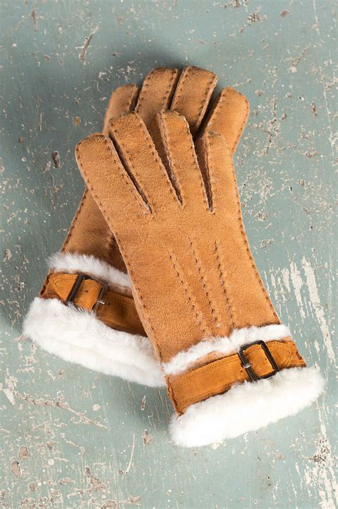 women s sheepskin gloves with buckle overland