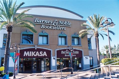 Barnes & noble has been acquired by the hedge fund elliott advisors for $638 million, a move that has momentarily calmed fears among publishers and agents that the largest bookstore chain in the. The Growing Influence of Non-traditional Book Sales ...
