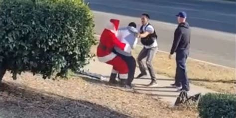 Watch Undercover Cops Posing As Santa Claus And Elf Nab Suspected Car