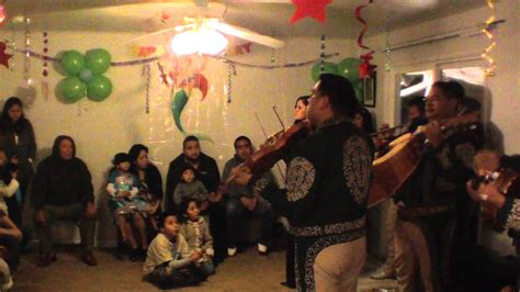 El Mariachi Cantando Las Mananitas En La Fiesta De Sophia Youtube