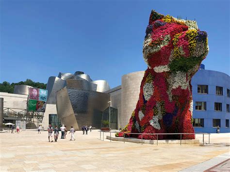 Koons is at heart a classicist who is concerned with the expressive capacity of the human form. At the Guggenheim Museum Bilbao, Jeff Koons' Puppy Gets a ...
