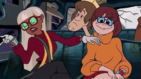 Velma Is A Lesbian Confirms New Trick Or Treat Scooby Doo Movie