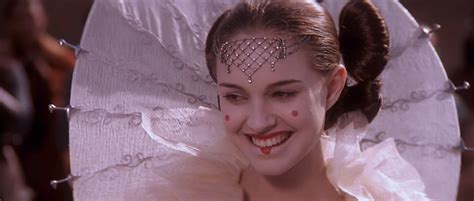 Buzzfeed “padmé Amidala Is The Only Fashion Icon I Care About And
