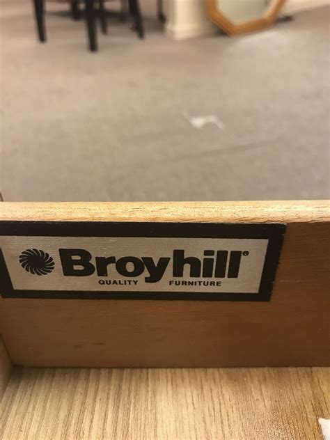 When autocomplete results are available use up and down arrows to review and enter to select. BROYHILL OAK COFFEE TABLE | Delmarva Furniture Consignment