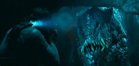 65 Adam Driver Vs Dinosaurs In Full Trailer For Prehistoric Sci Fi