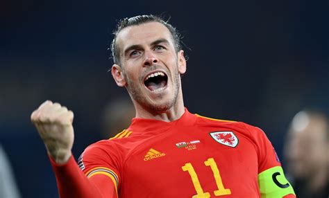 this is how gareth bale plays with wales this has given his team the extreme the limited times