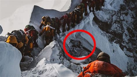 mount everest how an australian climber survived world s tallest summit au