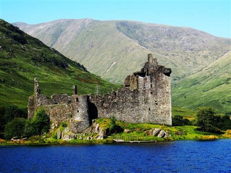 Kilchurn Castle Is Ruin With A Long History Which Sits At The North End