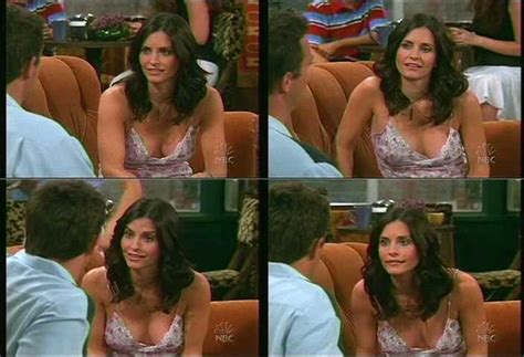 Naked Courteney Cox In Friends