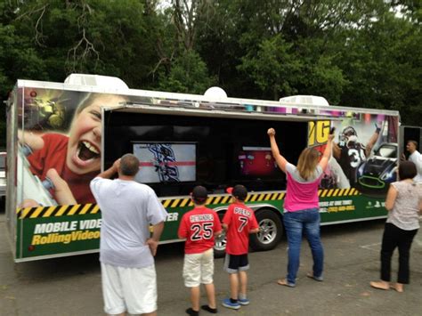 Best birthday party we've ever had! Rolling Video Games of Chicagoland | Chicago Game Truck