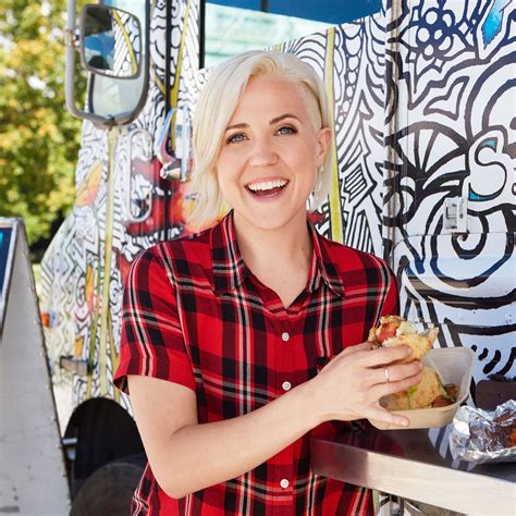 Hannah Hart Youtube Star And Lgbtq Hero Joins The Food Network Vogue