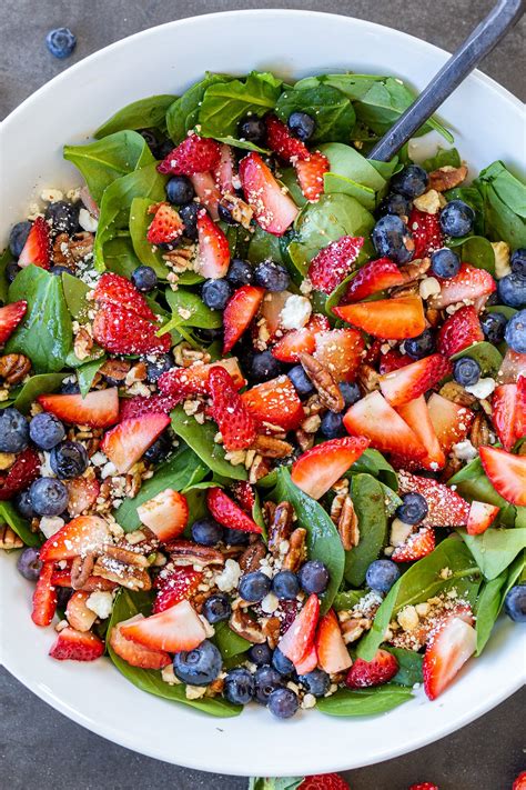 Berry Spinach Salad Recipe Momsdish