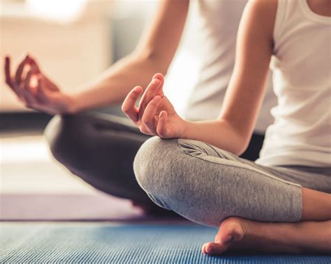 Máster En Relajación Meditación Y Yoga Escuela De Postgrado De