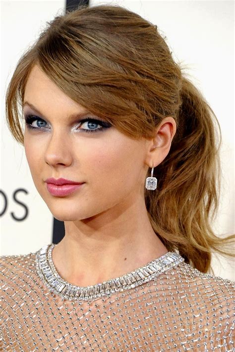 Pin By Sergei Anikin On Taylor Swift Three Taylor Swift Hair Long Hair Styles Taylor Swift