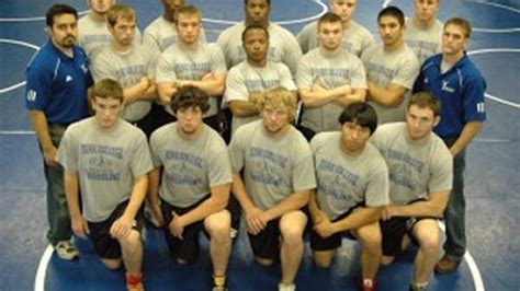 York College Wrestlers Are 0 3 Against Herpes