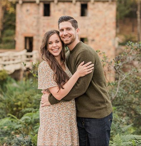 Jessa Duggar Reveals She Suffered A Miscarriage In Emotional Video