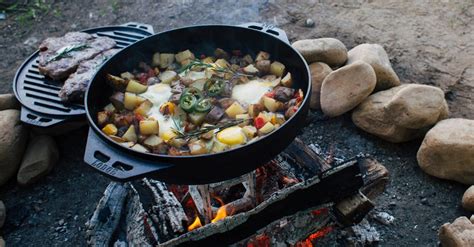 🥇 Best Dutch Oven Recipes For Camping Under The Open Sky