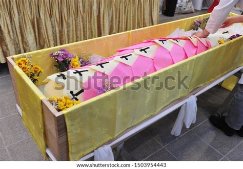 Korean Funeral Culture Coffin Rites Stock Photo 1503954443 Shutterstock