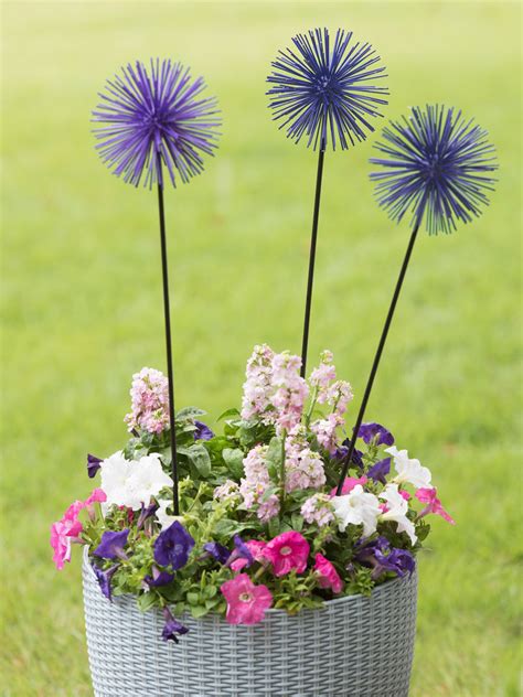Alibaba.com offers 14,329 metal garden flowers products. Everbloomin' Alliums Metal Flower Stakes Set of 3 ...