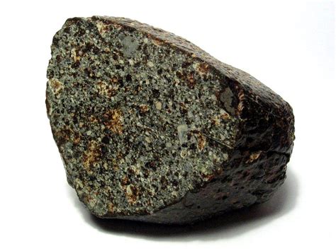 Meteorites come in several distinct types. Meteorite Identification: How to Identify Meteorites in 7 ...